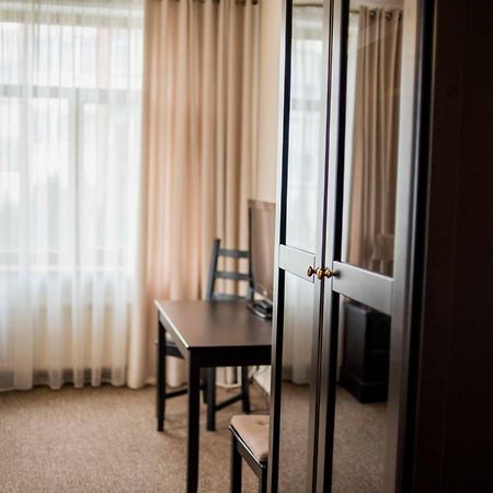 Province Hotel Cesis Exterior photo