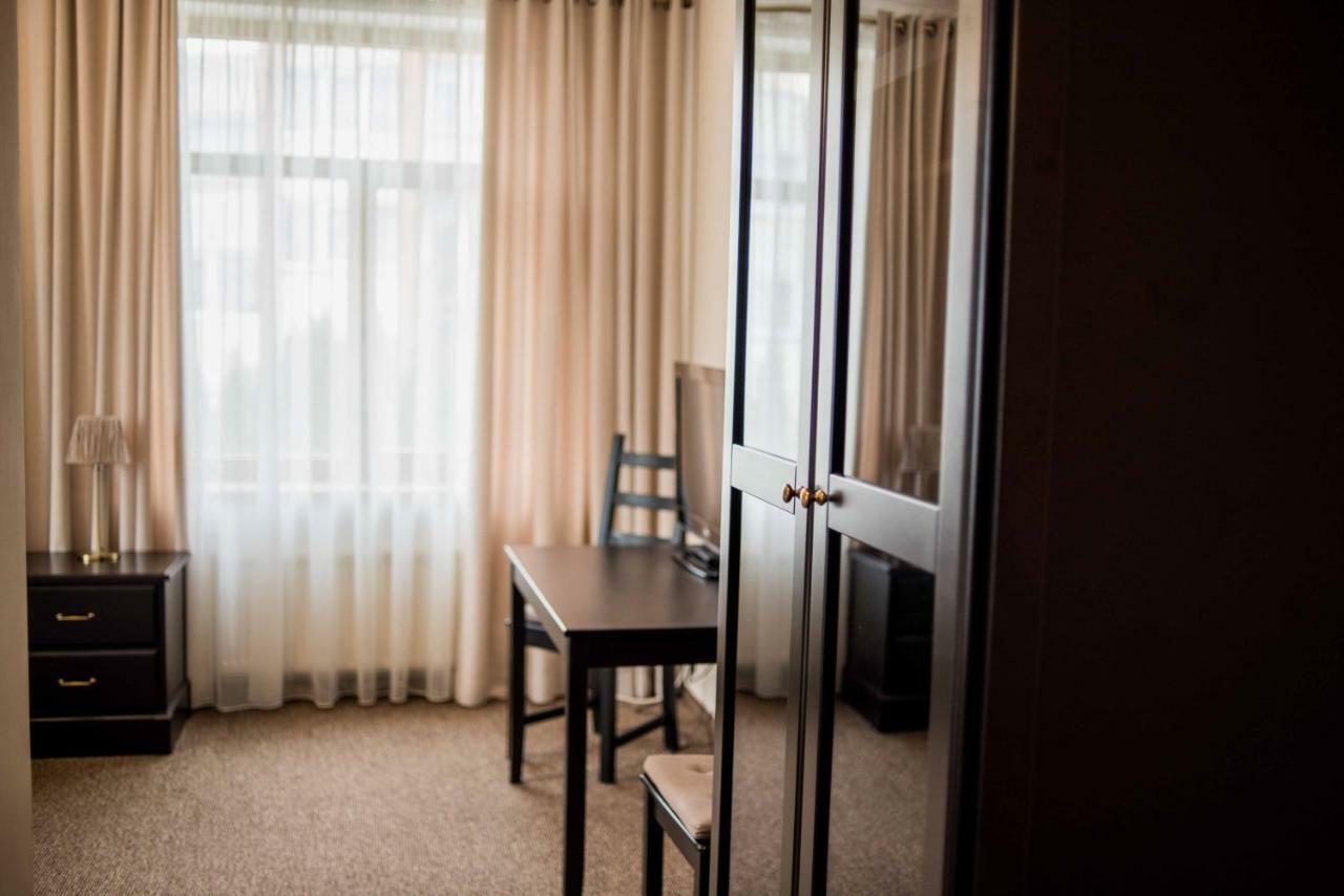 Province Hotel Cesis Exterior photo
